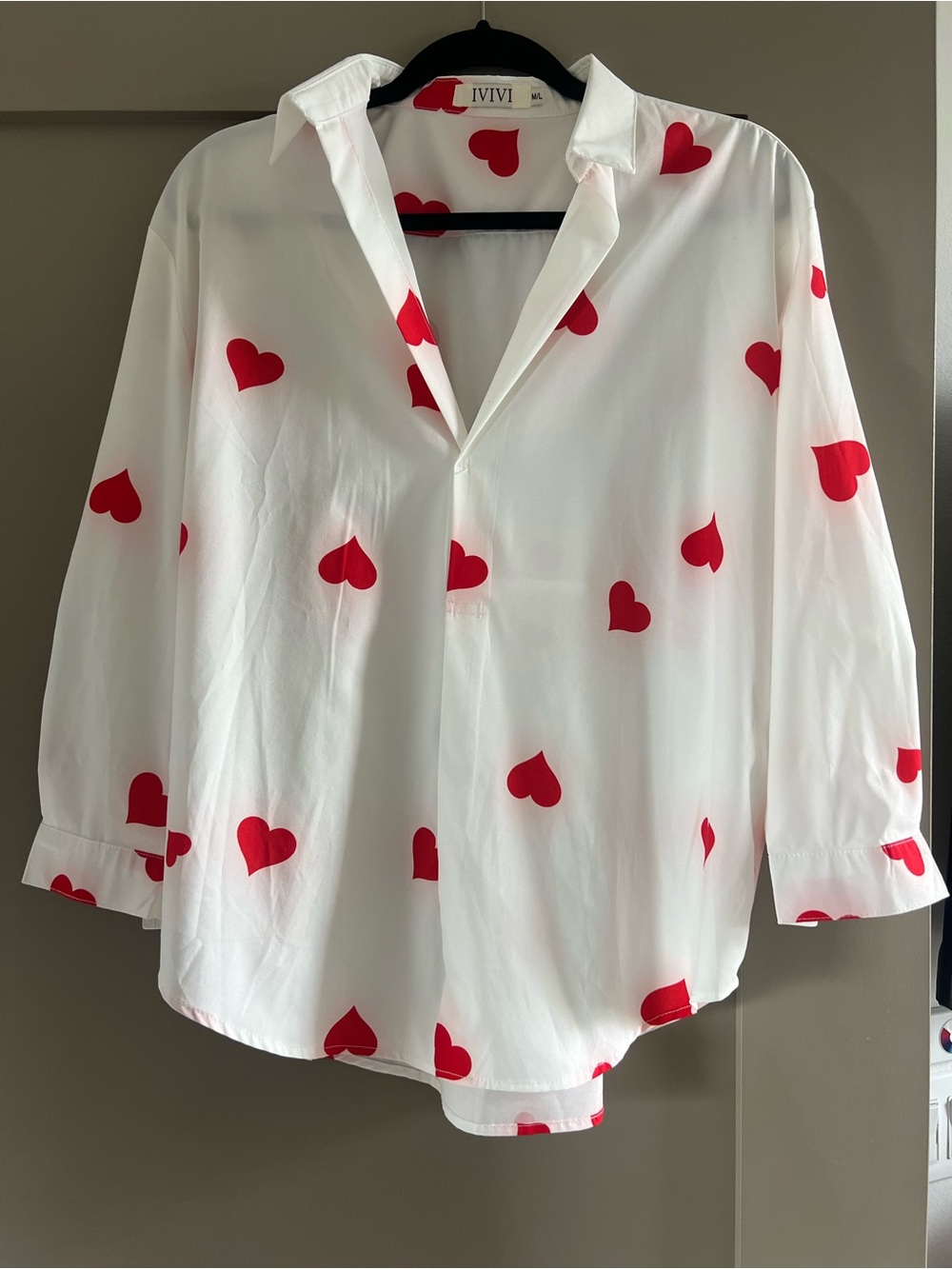 ViVI White Button-Down Blouse with Red Heart Print